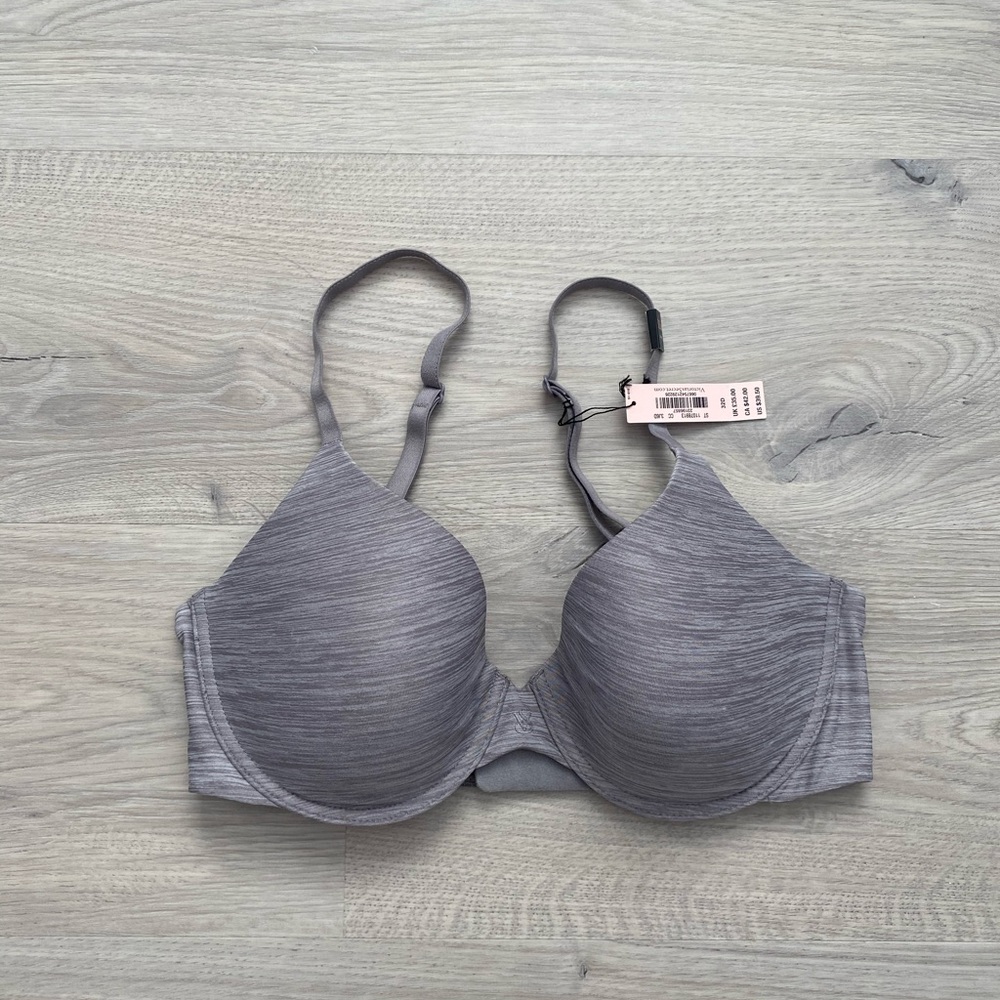 NWT Victoria’s Secret UpLift Semi Demi Bra